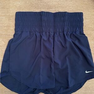 Nike Women's Navy Athletic Shorts NWT